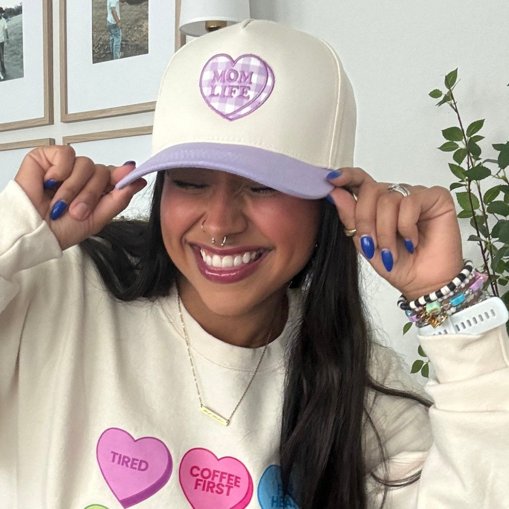 Gingham Heart 'Mom Life' Applique Snapback Hat